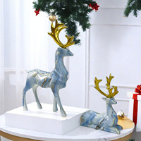 Weihnachtliche Kreative Paar-Hirsch-Statue aus Kunstharz im Europäischen Stil für Wohnzimmer TV-Schrank Heimdekoration Einweihungsgeschenke