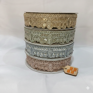 Chaniyacholi de Lujo con Bordado Zari, Diseño Étnico Tradicional, Encaje Decorativo, Patrón Floral, 100% Poliéster - Product Image 2