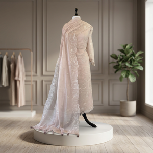 Ensemble de tissu traditionnel banarasi trois pièces avec tissage détaillé, dupatta élégant, haut et bas pour mariage et fêtes - Product Image 2