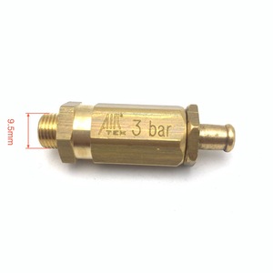 Válvula de seguridad Lelit de 3 bar y 1/4 pulgadas para alivio de presión de vapor para máquina de café - Product Image 1