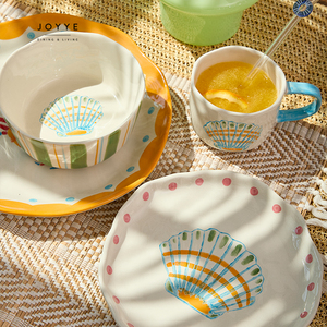 JOYYE-Juego de platos y tazas de cerámica de diseño original pintado a mano, juego de vajilla con diseño de cangrejos y conchas para vacaciones en la playa - Product Image 1