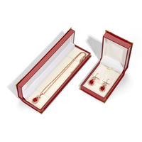 Boîte d'emballage de bijoux cadeau en carton personnalisé avec texture crocodile rouge faveur de mariage