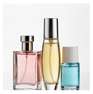 น้ำหอมผู้หญิงกลิ่นดอกไม้หอมหวาน ติดทนนาน กลิ่นกุหลาบโรแมนติก เหมาะสำหรับใช้ในชีวิตประจำวันและเป็นชุดของขวัญ ราคาขายส่ง - Product Image 1