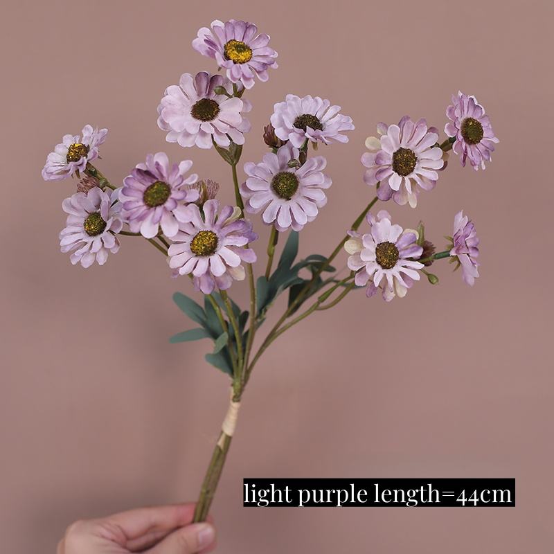 สีม่วงอ่อน