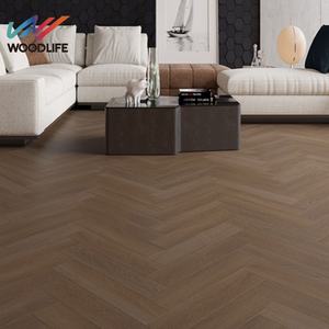 Venta caliente HDF Herringbone Laminate Wood Flooring12mm 8mm Impermeable AC3 AC4 Grano de madera <span class=keywords><strong>Click</strong></span> Lock Suelo laminado comercial - Product Image 1