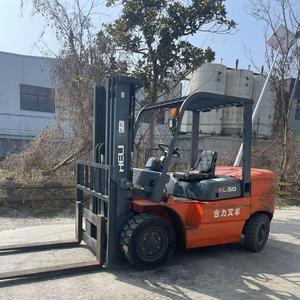 รถยกดีเซล 5 ตัน คุณภาพสูง พร้อมระบบไฮดรอลิกย้ายด้านข้าง และยางตัน สำหรับขาย - Product Image 2