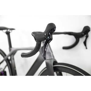 Bicicleta de Carretera de Fibra de Carbono Twitterbike 700C <span class=keywords><strong>105</strong></span> R7120 de 24 Velocidades con Juego de Ruedas de Carbono con Frenos de Disco para Ciclismo Urbano - Product Image 3