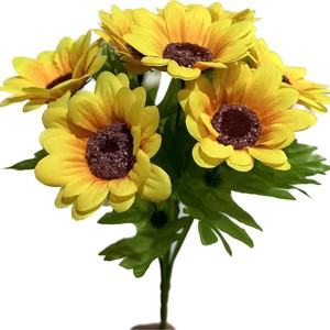 Girasoles Artificiales de 7 Cabezas, Flor de Seda Hecha a Mano, Decoración para el Hogar, Accesorios para Bodas - Product Image 5