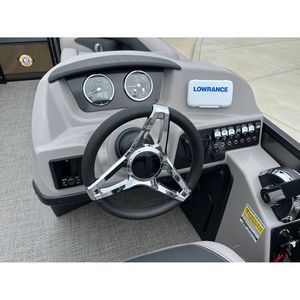 Barco de Pesca Barletta 22 2025 con Casco de Fibra de Vidrio de 60 pies (44.74kW) a Gasolina, Disponible con Bordado - Product Image 2