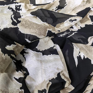 Usine en gros bloc graffiti motif 100% polyester tissu doux en mousseline de soie nida crêpe abstrait impression tissu pour abaya - Product Image 2