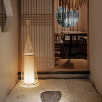 Lampes de salon de jardin, lampes de salon de thé, club, art japonais, art du bambou d'Asie du Sud-Est, lampe sur pied LED chinoise, lumière blanche chaude
