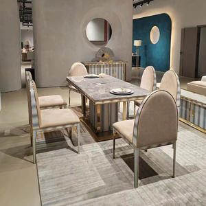 Set da Pranzo <span class=keywords><strong>di</strong></span> Lusso Stile <span class=keywords><strong>Fen</strong></span> <span class=keywords><strong>Di</strong></span> Benley in Pelle <span class=keywords><strong>di</strong></span> Coccodrillo con Metallo Dorato, Serie <span class=keywords><strong>di</strong></span> Sedie e Tavolo da Pranzo - Product Image 2