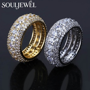 Anillo Souljewel Iced Out Eternity Band <span class=keywords><strong>de</strong></span> 5 Filas con Circonitas Pavé, Estilo Hip Hop para Hombre y Mujer, Chapado en Oro <span class=keywords><strong>de</strong></span> 14K, Accesorio <span class=keywords><strong>de</strong></span> Lujo para Streetwear - Product Image 1