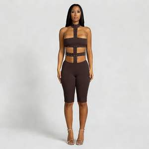 Mono ajustado sexy con cuello halter y espalda descubierta, con remaches, para mujer, ideal para discoteca o fiesta, cintura natural, tela de jersey, modelo 2026. - Product Image 2