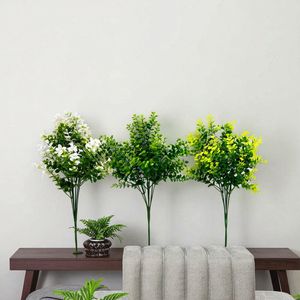Bouquets <span class=keywords><strong>de</strong></span> feuilles d'eucalyptus artificielles à feuilles persistantes pour décoration d'étagère <span class=keywords><strong>de</strong></span> maison <span class=keywords><strong>de</strong></span> mariage <span class=keywords><strong>de</strong></span> Noël - Product Image 5