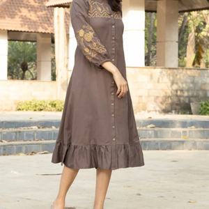 Vestido de Lino y Algodón Personalizable, Elegante, Cuello Redondo, Casual, Corte en A, Manga Larga, Abotonado, Midi, Verano, para Mujer - Product Image 1