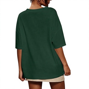 Camiseta estampada con cuello en V para mujer, camiseta informal de manga corta con gráfico abstracto, camiseta de verano a la moda - Product Image 2
