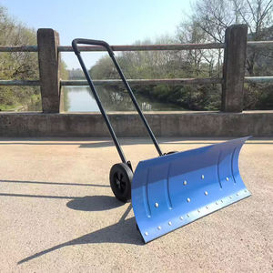 Taşınabilir Kar Temizleme Aleti - 28 İnç Geniş Bıçaklı Hafif Katlanabilir El İtmeli Kar Sökücü Konut Kullanımı İçin - Product Image 2