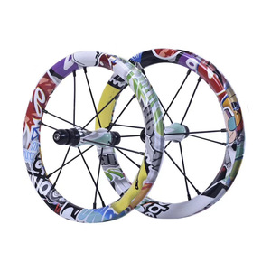 Trova le migliori cerchi bici colorati Produttori e cerchi bici colorati per  italian Speaker Mercato in alibaba.com