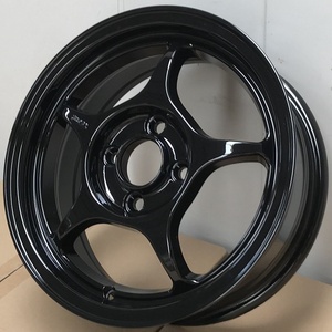 Jantes et roues en alliage d'aluminium F66565 de 14, 15, 16 et 17 pouces 4x100 pour le marché secondaire. Roues de voiture, moyeu de roue. - Product Image 5