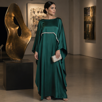 Abaya de Luxe en Satin de Dubaï avec Bordure de Perles pour Femmes Musulmanes – 4 Couleurs Disponibles – Robe de Soirée pour Mariage, Aïd, Ramadan – Prise en Charge ODM