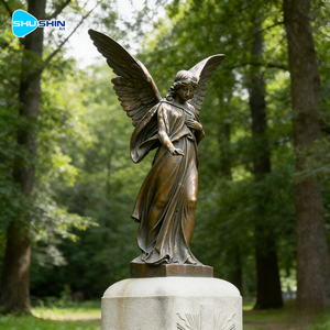 Escultura de Ángel Femenino en Bronce, Estilo Clásico Romántico, Técnica de Fundición, Edición Navideña UV para Parques y Plazas al Aire Libre - Product Image 5