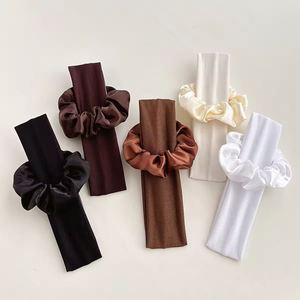 Bandeaux de sport souples et élastiques pour le yoga, avec chouchous assortis pour filles, femmes et hommes (unisexe) - Product Image 2