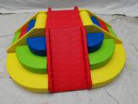 Kommerzielles Neutrales Kleinkind-Spielgerät Schaumstoff-Pyramiden-Kletterer Indoor-Spielplatz Kletter-Spielzeug für Party-Vermietung und Event-Verleih