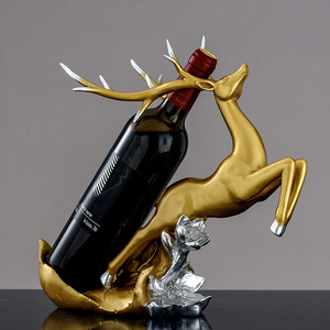 Precio de Fábrica Económico: Elegante Botellero de Resina Estilo Europeo con Alce Saltando Pintado a Mano, Artesanía Cuidadosamente Elaborada, de Moda y Tendencia - Product Image 3