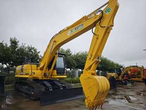 Excavatrice sur chenilles Komatsu PC200-8 d'occasion, 20 tonnes, faible nombre d'heures de travail, d'origine japonaise, pour travaux de construction. - Product Image 3