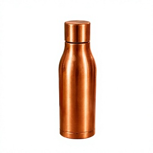 Botella de Agua Tradicional India de Cobre con Tapa, Termo Portátil de Diseño Minimalista para Uso Doméstico - Product Image 1