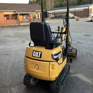 Miniexcavadora Cat 300.9D de 1 Tonelada, Microexcavadora Hidráulica con Orugas de Goma, Certificación CE, Excavadora Compacta para Trabajos en Espacios Reducidos y Jardines - Product Image 6