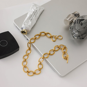Collar Chic Moderno Minimalista de Acero Inoxidable con Baño de Oro de 18K, Cadena Gruesa de Múltiples Eslabones con Cierre OT, Diseño Geométrico, Joyería de Regalo - Product Image 2