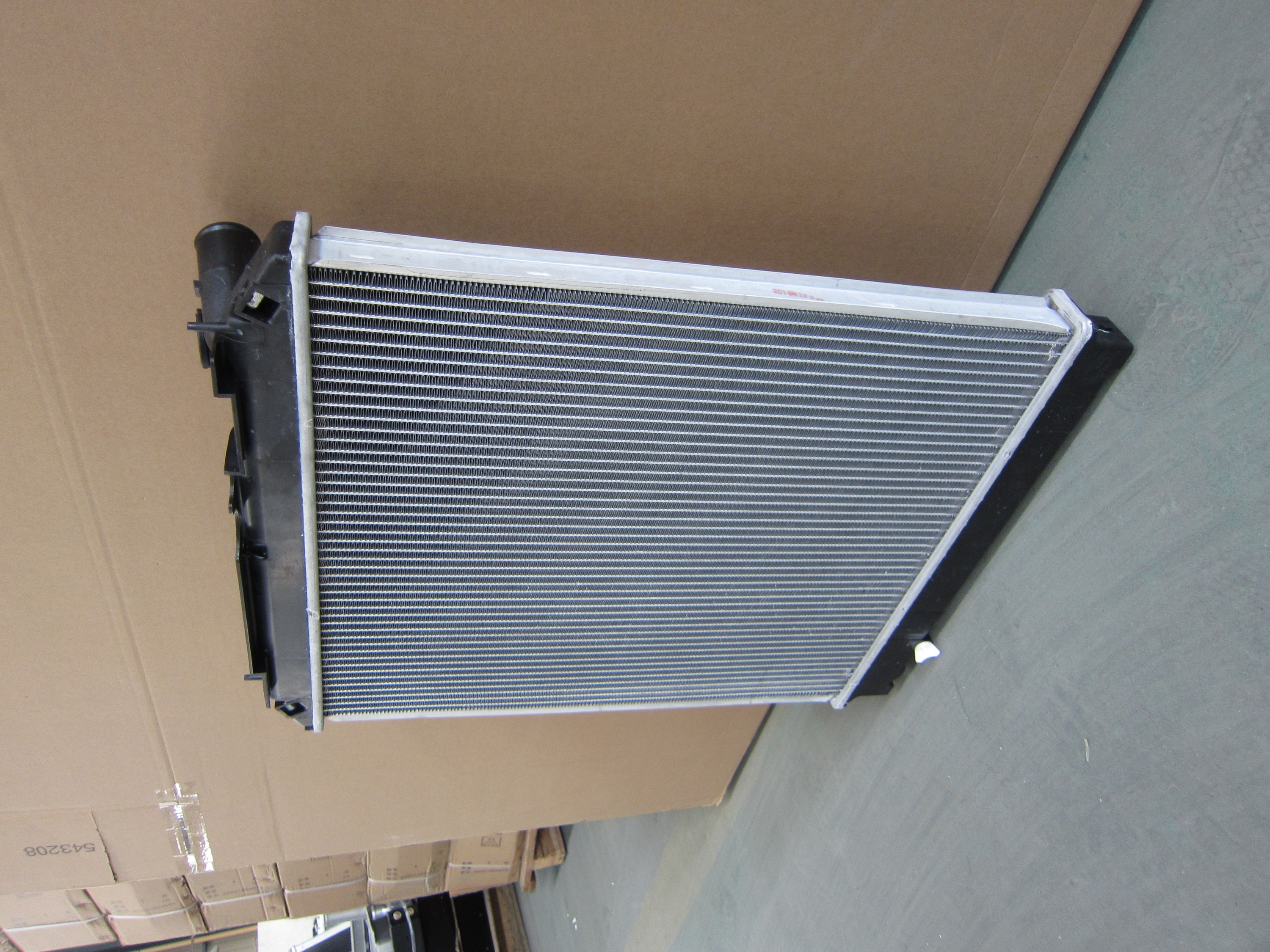 OEM 897387468 Truck Radiator for ISUZU ELF MT - High-quality