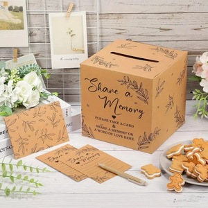 Boîte commémorative décorative en papier imprimé pour anniversaire, remise de diplôme, retraite - Partagez une carte souvenir et une boîte à messages - Product Image 1