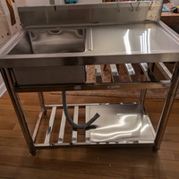 Évier de cuisine professionnel en acier inoxydable robuste, finition résistante à la corrosion, pieds réglables en hauteur, table à évier simple pour
