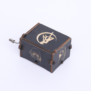 Caja Musical de Madera Negra Personalizada para Sailor Moon, Fabricante de Cajas de Regalo Musicales - Product Image 6