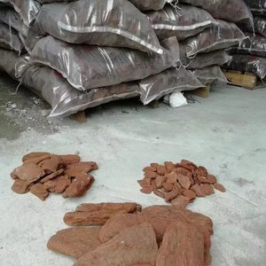Gỗ thông vỏ cây <span class=keywords><strong>mulch</strong></span> Nugget vỏ cây thông chip 2.5-4.5cm đánh bóng vỏ cây thông - Product Image 3
