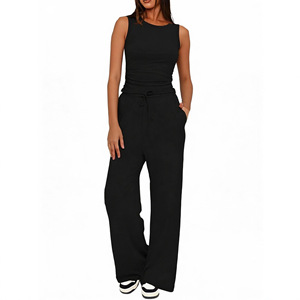 Vêtements de mode pour femmes en gros : Ensemble décontracté streetwear sans manches, col rond, taille haute, jambe large, avec logo sérigraphié - Product Image 5