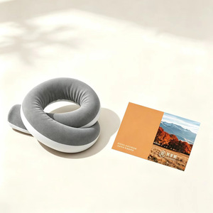 Nouvel Oreiller de Voyage Ergonomique Multicolore Tendance et Doux, Convertible, pour un Repos Optimal en Longue Durée - Product Image 1
