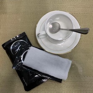 <span class=keywords><strong>Salviette</strong></span> <span class=keywords><strong>Monouso</strong></span> in Microfibra per Compagnie Aeree, Ristoranti e Pulizia Cucina - Product Image 6