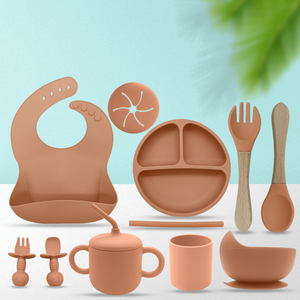 Set <span class=keywords><strong>Pappa</strong></span> per Bambini in Silicone Senza BPA con Scomparti, Piatti <span class=keywords><strong>e</strong></span> Ciotole con Ventosa, Set Stoviglie in Silicone per Bambini con Bavaglino - Product Image 1