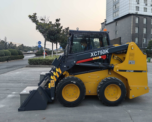 Chargeuse sur pneus diesel XC750K de 0,9 tonne avec une capacité de godet de 0,45 m3, garantie d'un an, haute efficacité - Product Image 2