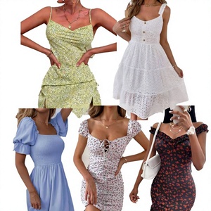 Ropa de Mujer Usada al por Mayor, MOQ Bajo, Alta Calidad, Vestidos Limpios al 90% - Product Image 1