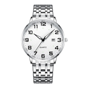 Montre à quartz élégante avec bracelet en acier - Product Image 2