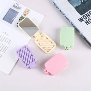 Portable magique brosse à cheveux <span class=keywords><strong>peigne</strong></span> miroir de maquillage antistatique démêler brosse à cheveux <span class=keywords><strong>peigne</strong></span> Logo personnalisé 2 en 1 brosse à cheveux vanité miroir <span class=keywords><strong>peigne</strong></span> - Product Image 2