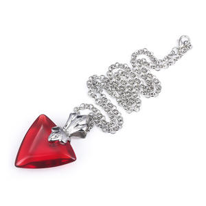 Vente en gros d'accessoires <span class=keywords><strong>de</strong></span> Cosplay rubis Fate/stay Night Collier pendentif en métal avec chaîne à maillons pour cadeaux en alliage - Product Image 3