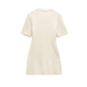 TAOP&ZA Abito in <span class=keywords><strong>Maglia</strong></span> da Donna Primavera 2025, Nuovo Stile Retrò con Collo Tondo, Maniche Corte, Aderente e Decorato con <span class=keywords><strong>Bottoni</strong></span> - Product Image 3
