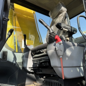 Efficient, Strong, Low Hour Municipal <b>Engineering</b> Backhoe Excavator 16 Ton Komatsu PC160LC-7 Used Crawler Hydraulic Excavator - Product Image 2