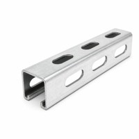 Profilé en acier galvanisé à froid en forme de C, rainuré, avec embouts de protection, sur mesure
